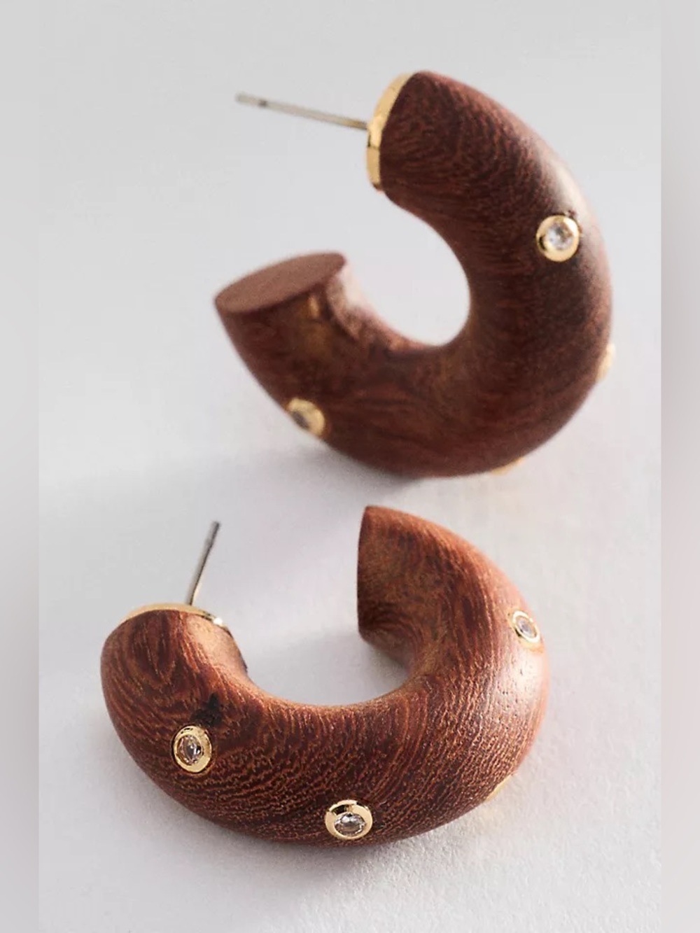 Anthropologie Shimmered Wood Hoop Earrings lightweight sparkle beachy gold - Picture 2 of 5
